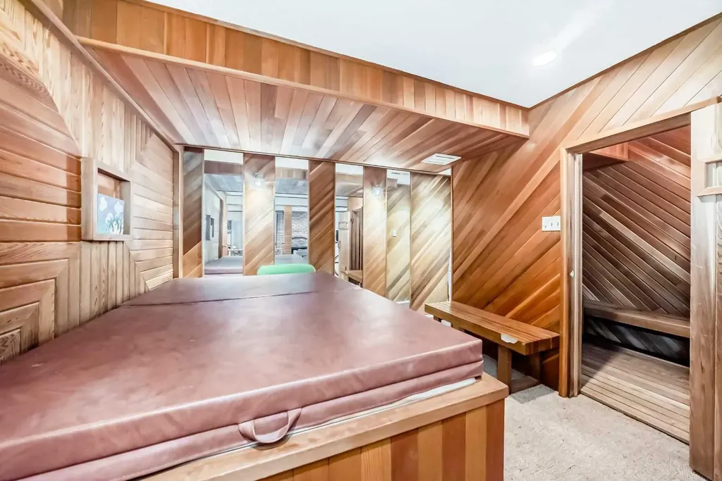 10412 Willowcrest Road SE Calgary AB T2J 1P1