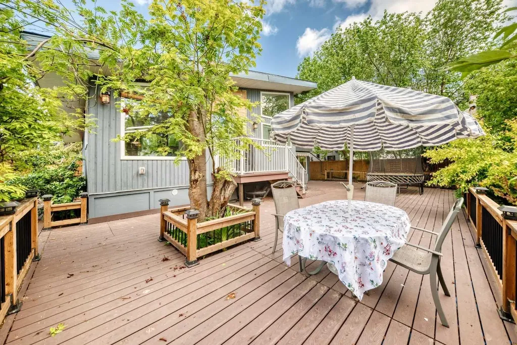 10412 Willowcrest Road SE Calgary AB T2J 1P1