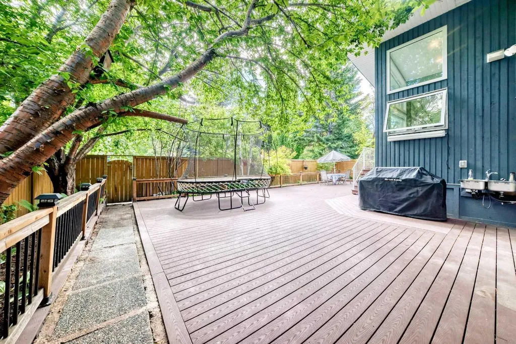 10412 Willowcrest Road SE Calgary AB T2J 1P1