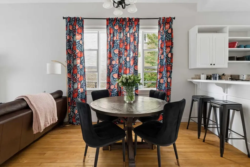 128 18 Avenue NE Calgary AB T2E 1M9