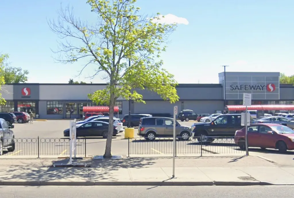 128 18 Avenue NE Calgary AB T2E 1M9