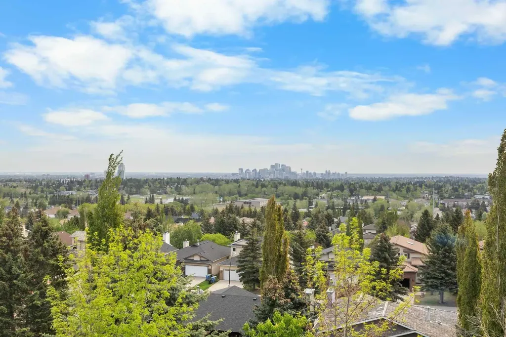 2740 Signal Ridge View SW Calgary AB T3H 2J5