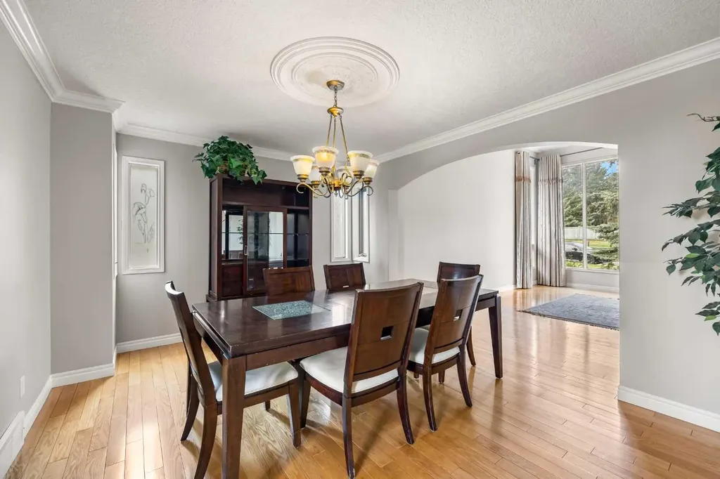 2740 Signal Ridge View SW Calgary AB T3H 2J5