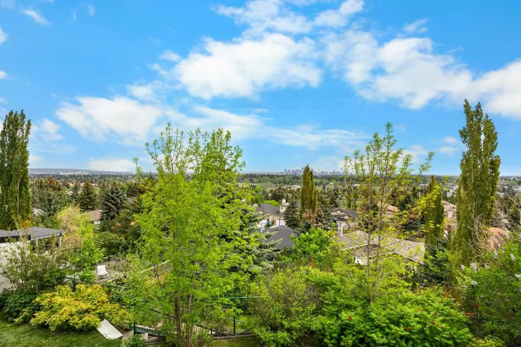 2740 Signal Ridge View SW Calgary AB T3H 2J5