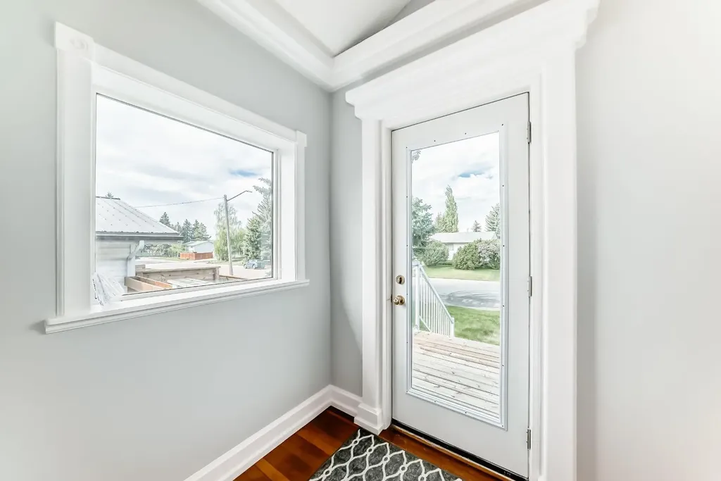 1629 Athabasca Street Crossfield AB T0m0s0