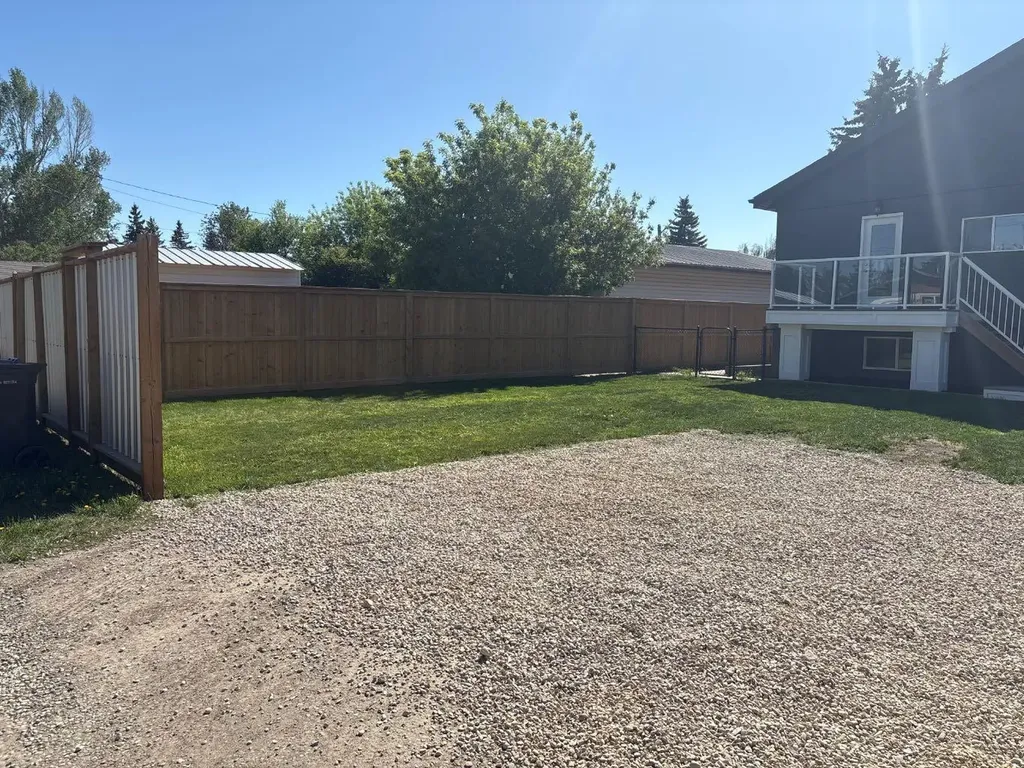1629 Athabasca Street Crossfield AB T0m0s0
