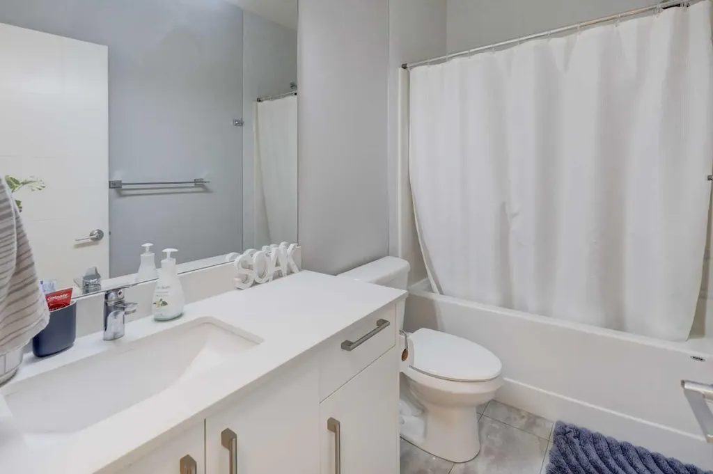 408 27 Avenue NE Calgary AB T2E 2A4