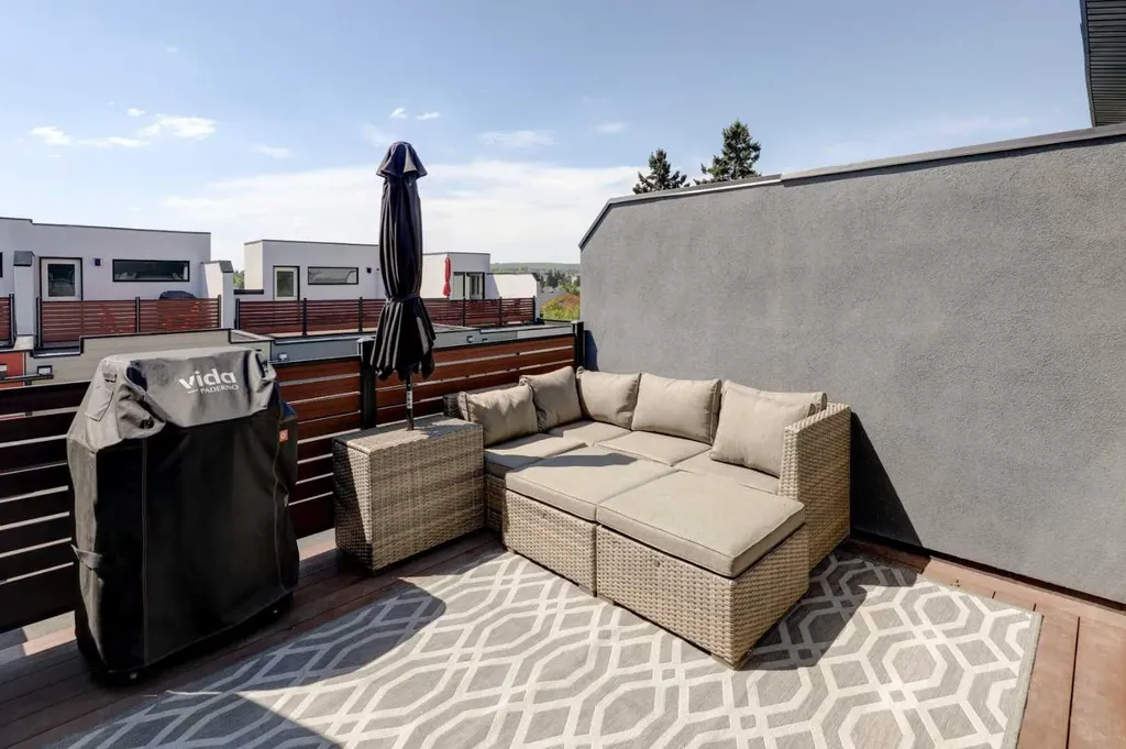 408 27 Avenue NE Calgary AB T2E 2A4