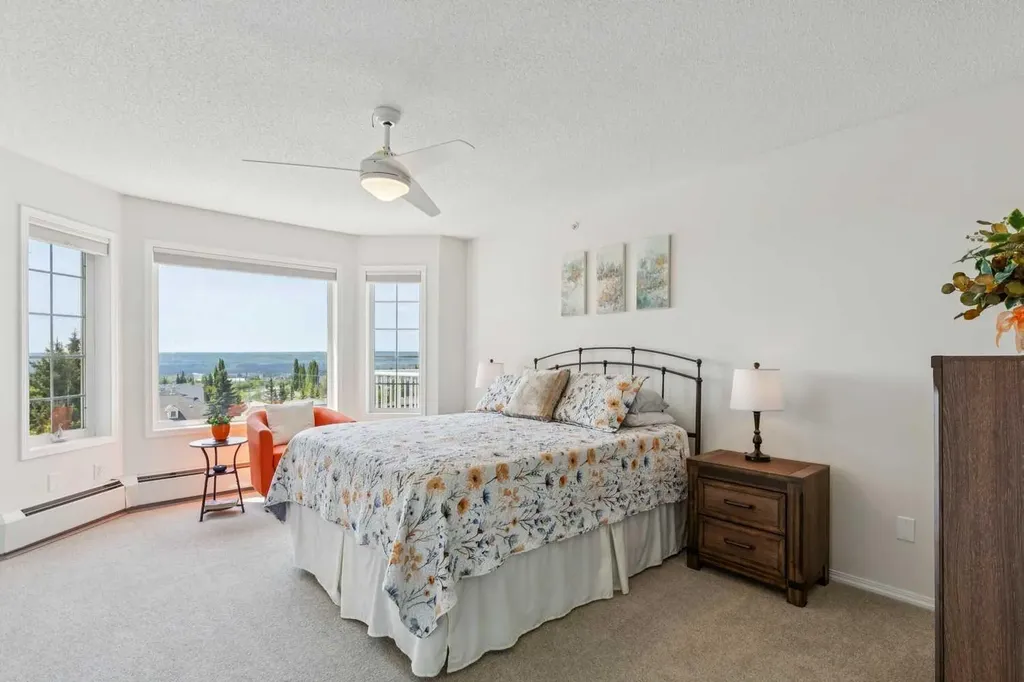 2301 Sienna Park Green SW Calgary AB T3H 3N7