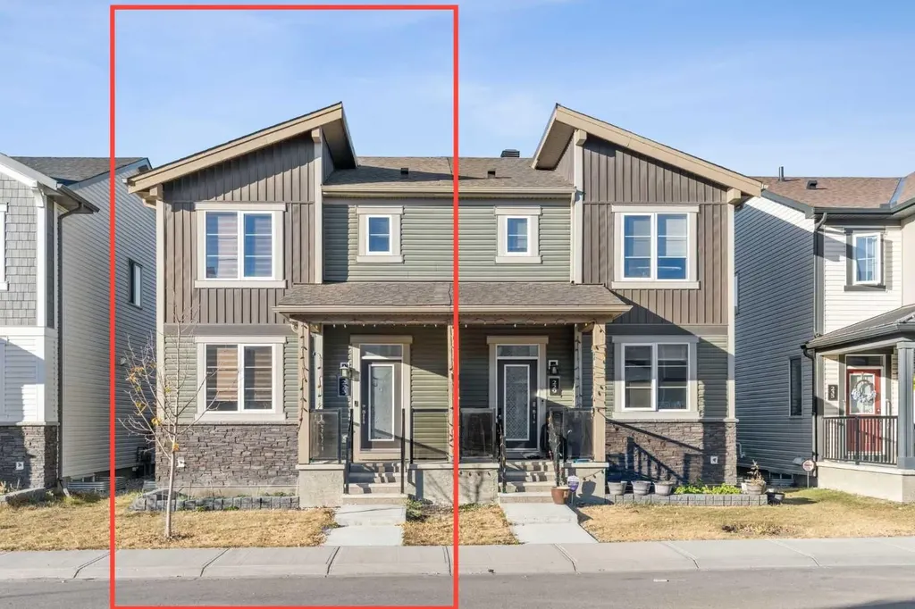 223 Carrington Circle NW Calgary AB T3P 0Y4