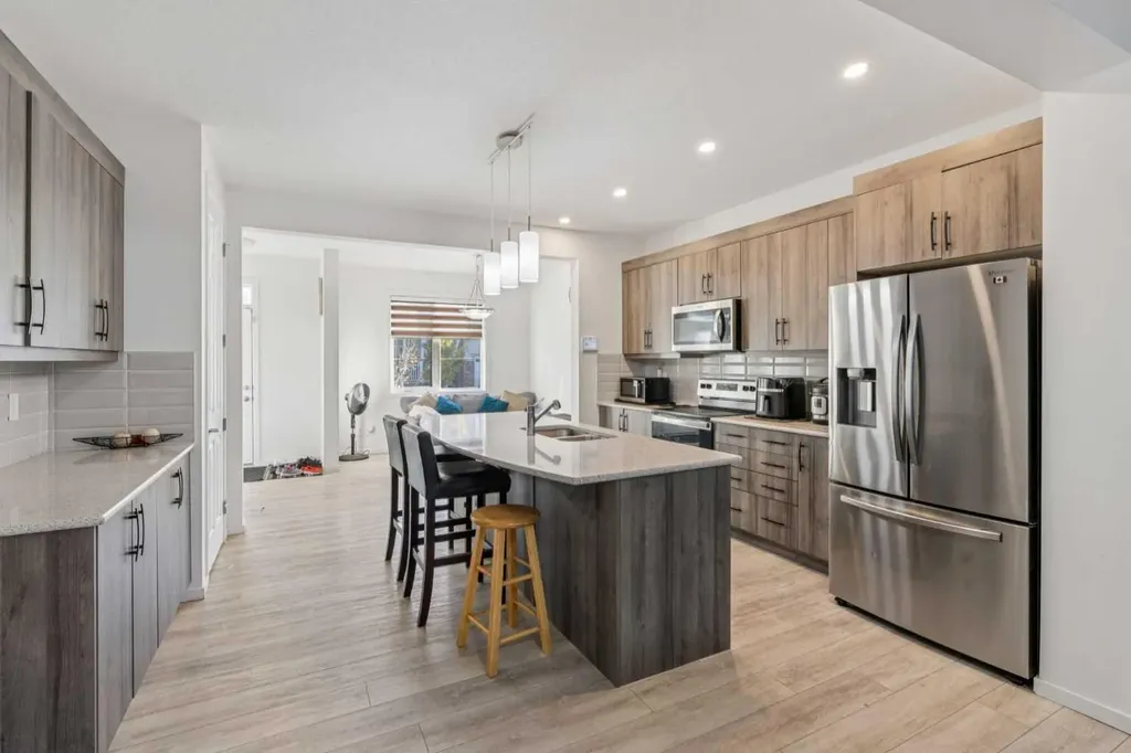 223 Carrington Circle NW Calgary AB T3P 0Y4