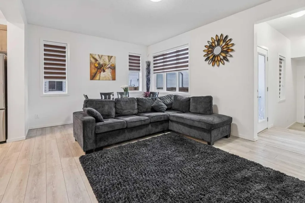 223 Carrington Circle NW Calgary AB T3P 0Y4