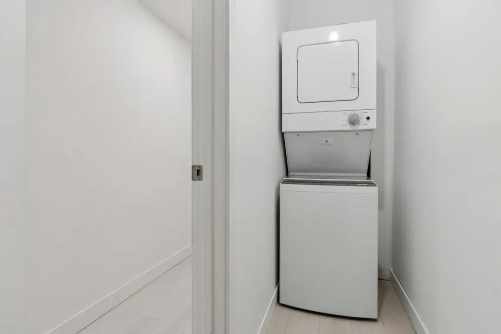 223 Carrington Circle NW Calgary AB T3P 0Y4