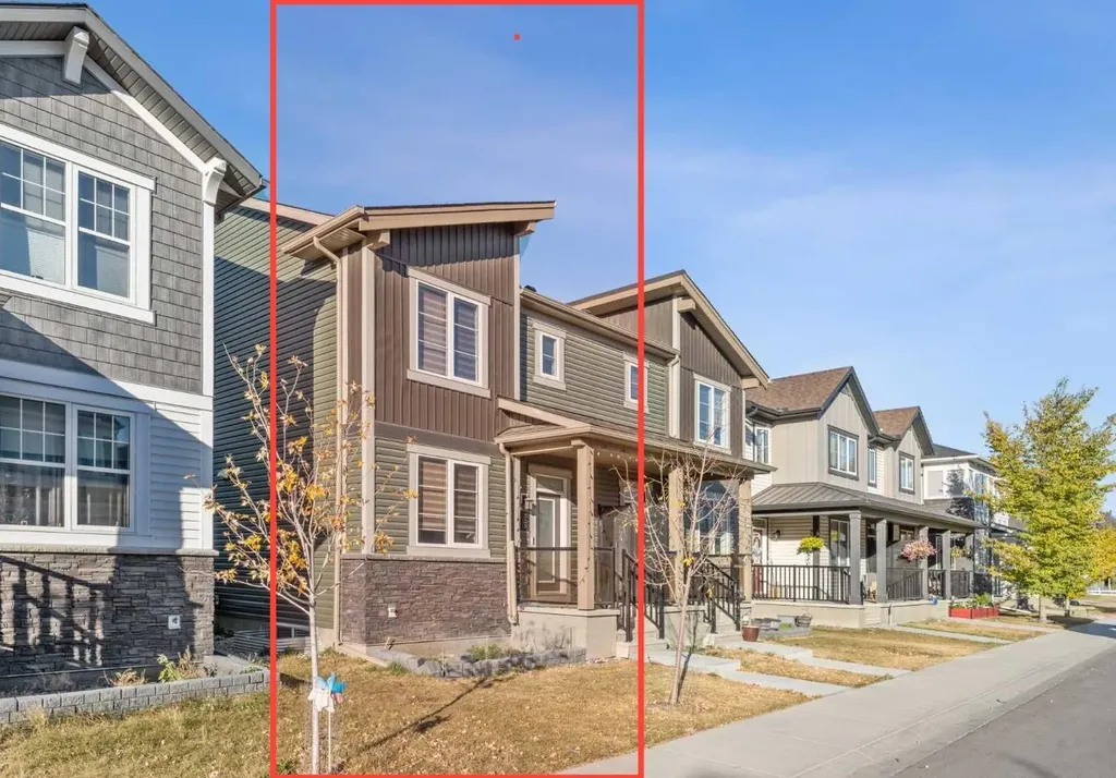 223 Carrington Circle NW Calgary AB T3P 0Y4