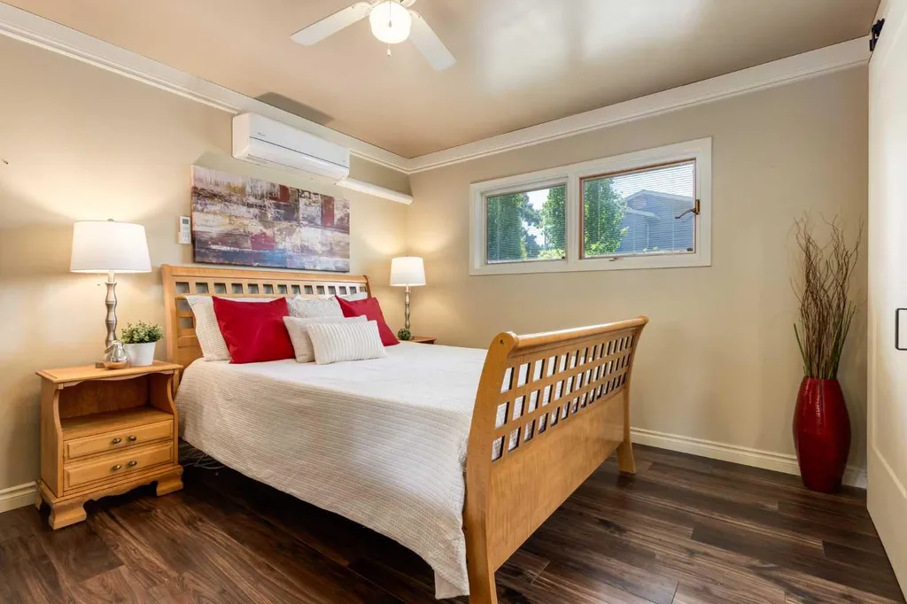 7203 5 Street SW Calgary AB T2V1B3