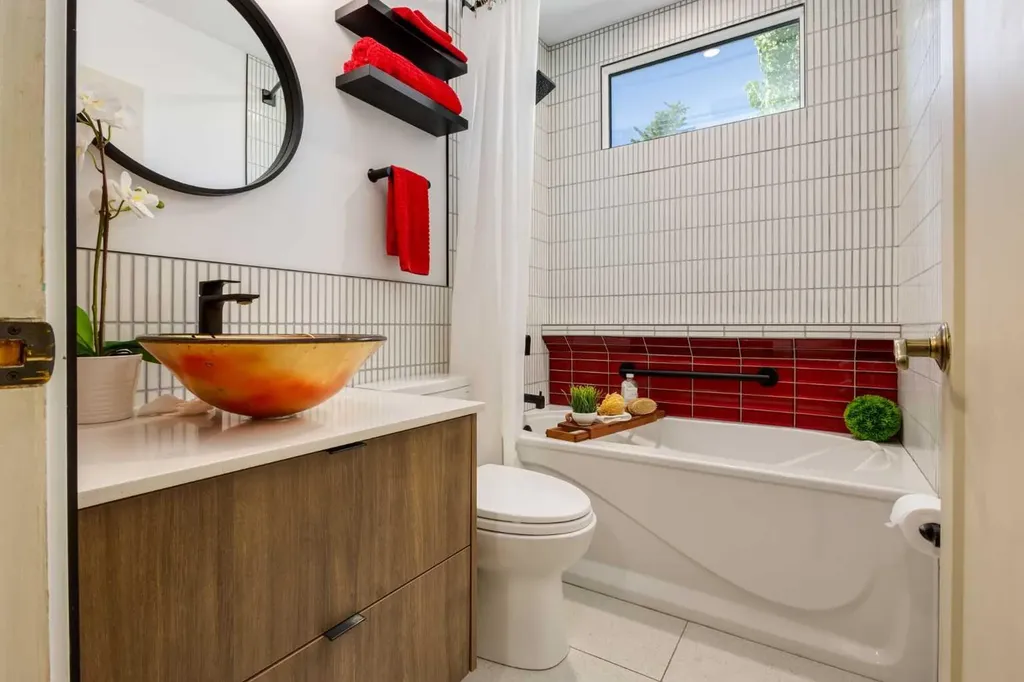 7203 5 Street SW Calgary AB T2V1B3