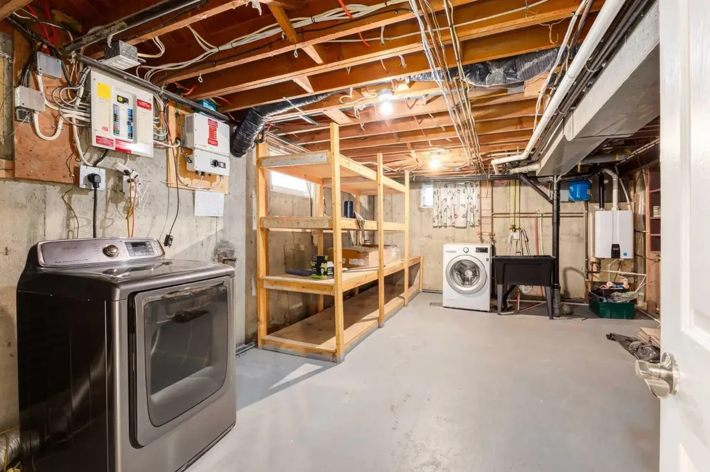 7203 5 Street SW Calgary AB T2V1B3