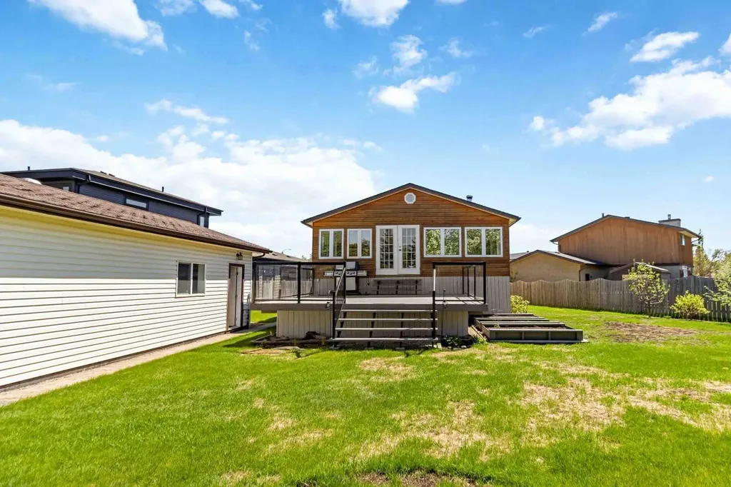116 Royal Gardens Fort Mcmurray AB T9K 1B4