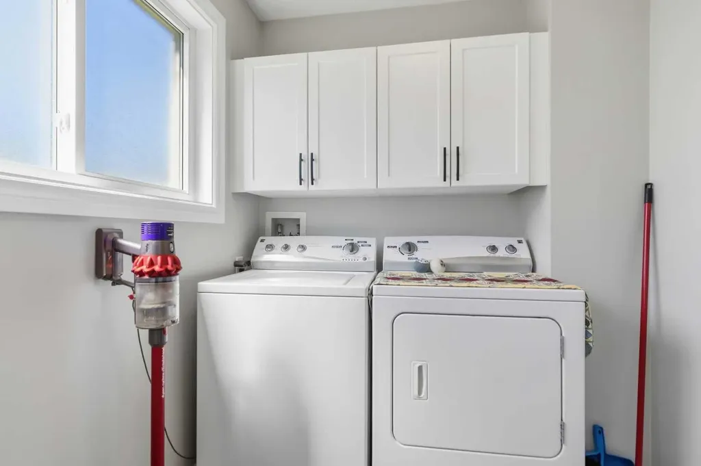 116 Royal Gardens Fort Mcmurray AB T9K 1B4