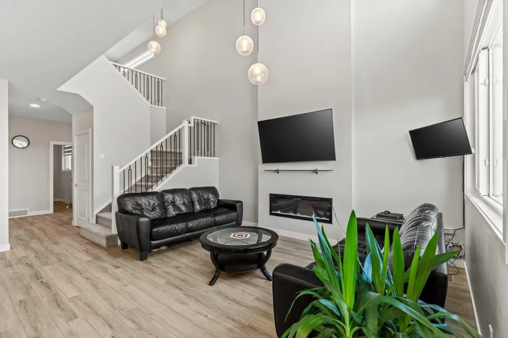 283 Belvedere Drive SE Calgary AB T2A7M5