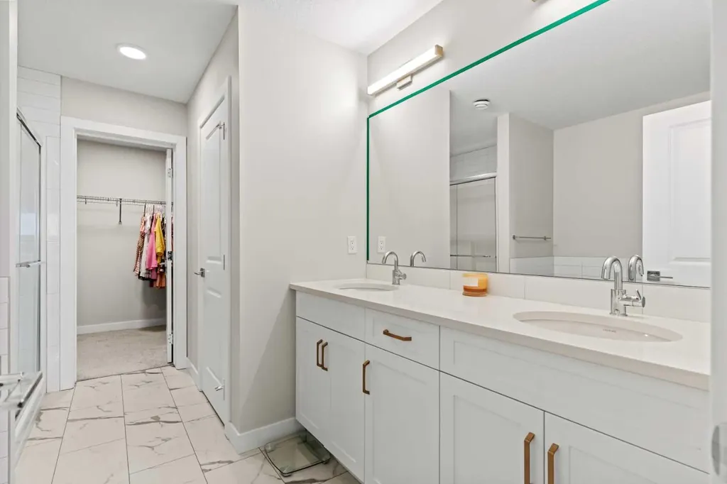 283 Belvedere Drive SE Calgary AB T2A7M5