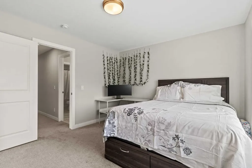 283 Belvedere Drive SE Calgary AB T2A7M5