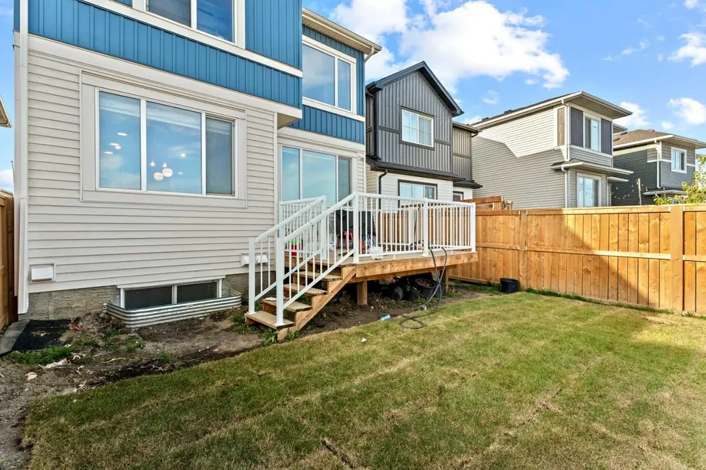 283 Belvedere Drive SE Calgary AB T2A7M5