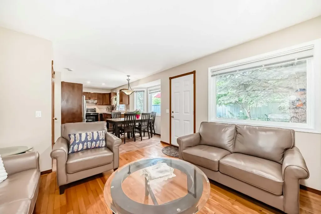 232 Macewan Ridge Close NW Calgary AB T3K 3A7