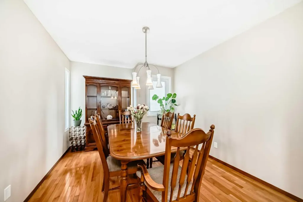 232 Macewan Ridge Close NW Calgary AB T3K 3A7
