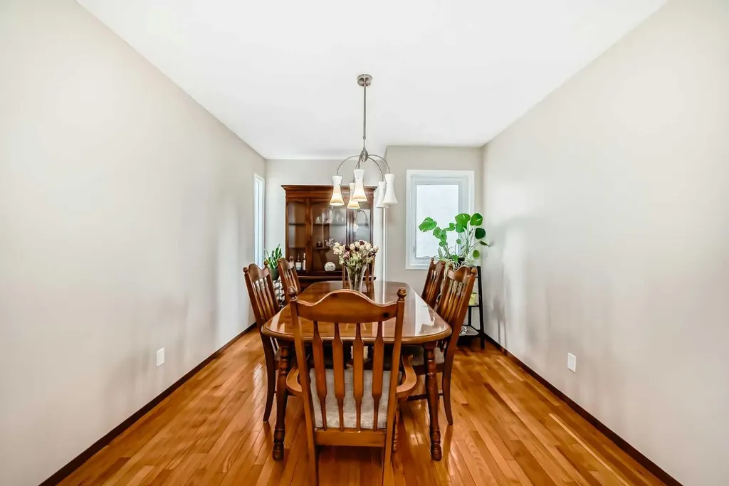 232 Macewan Ridge Close NW Calgary AB T3K 3A7