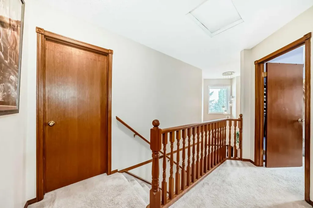 232 Macewan Ridge Close NW Calgary AB T3K 3A7