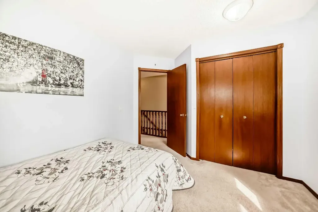 232 Macewan Ridge Close NW Calgary AB T3K 3A7