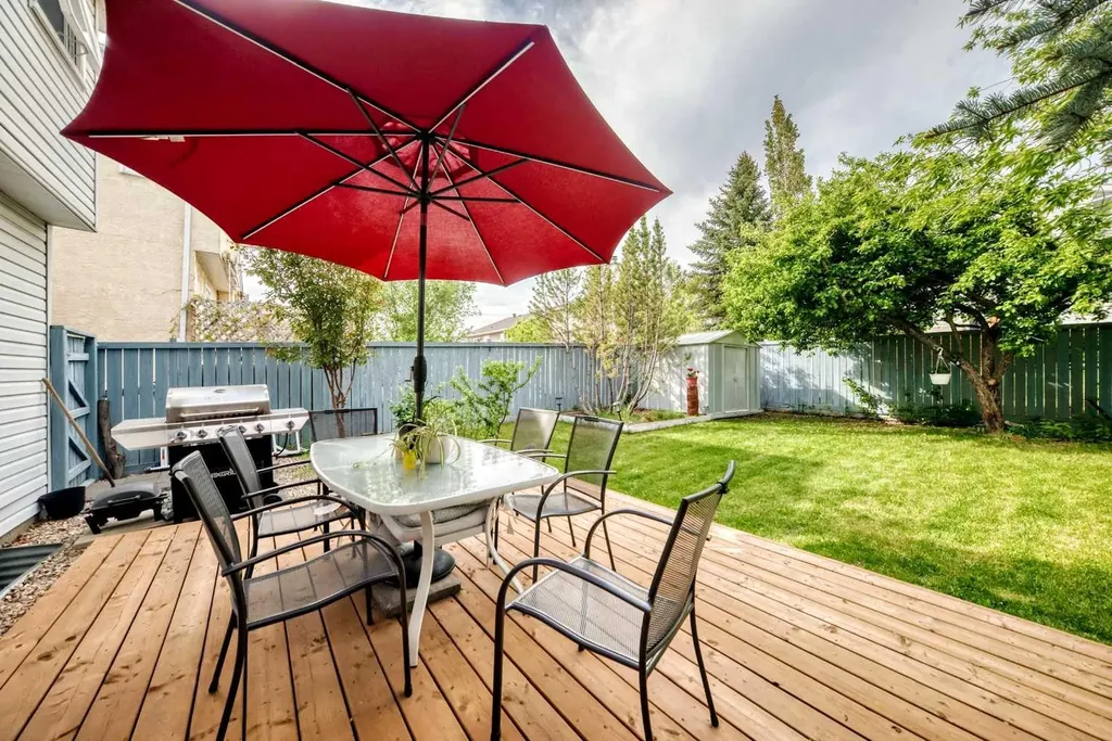232 Macewan Ridge Close NW Calgary AB T3K 3A7