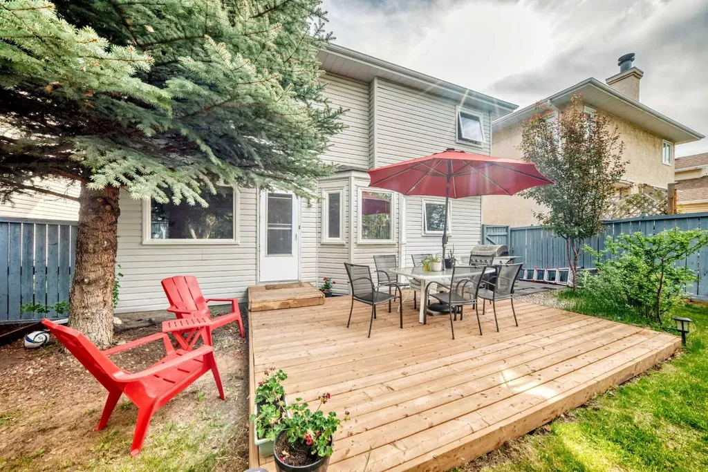 232 Macewan Ridge Close NW Calgary AB T3K 3A7