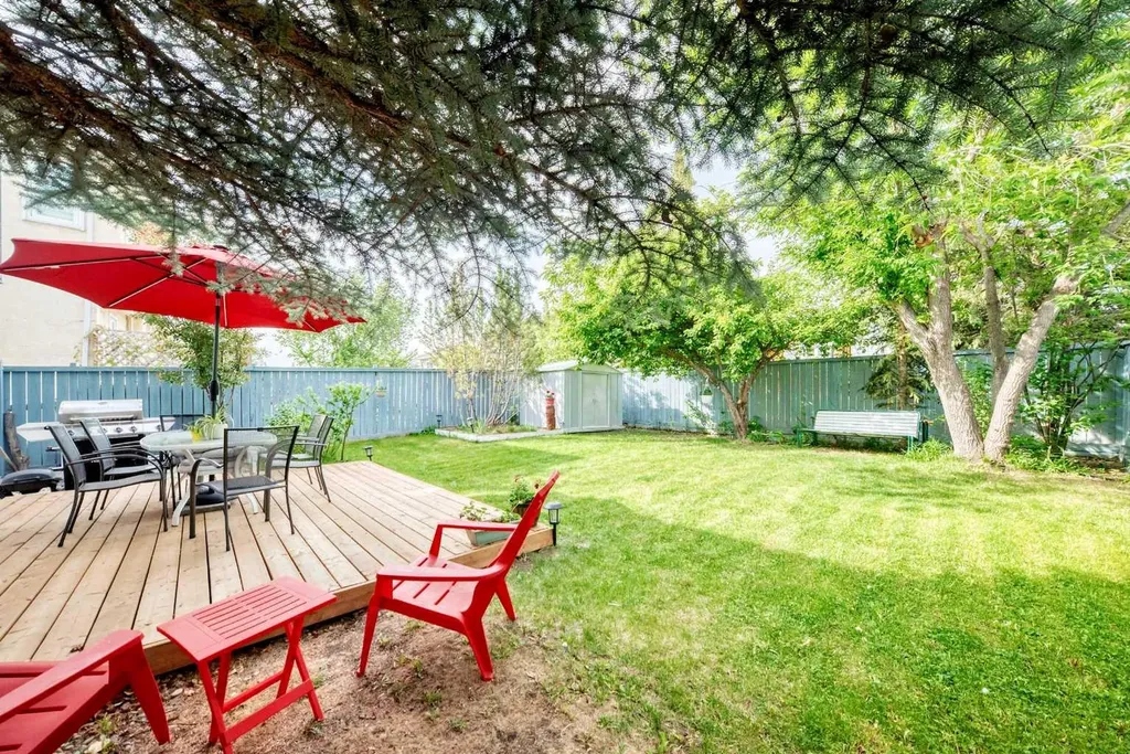 232 Macewan Ridge Close NW Calgary AB T3K 3A7