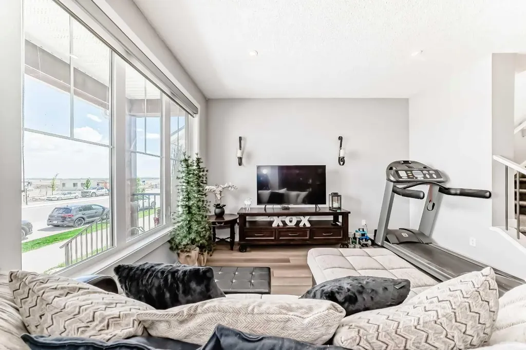 20893 Main Street SE Calgary AB T3M 3M1