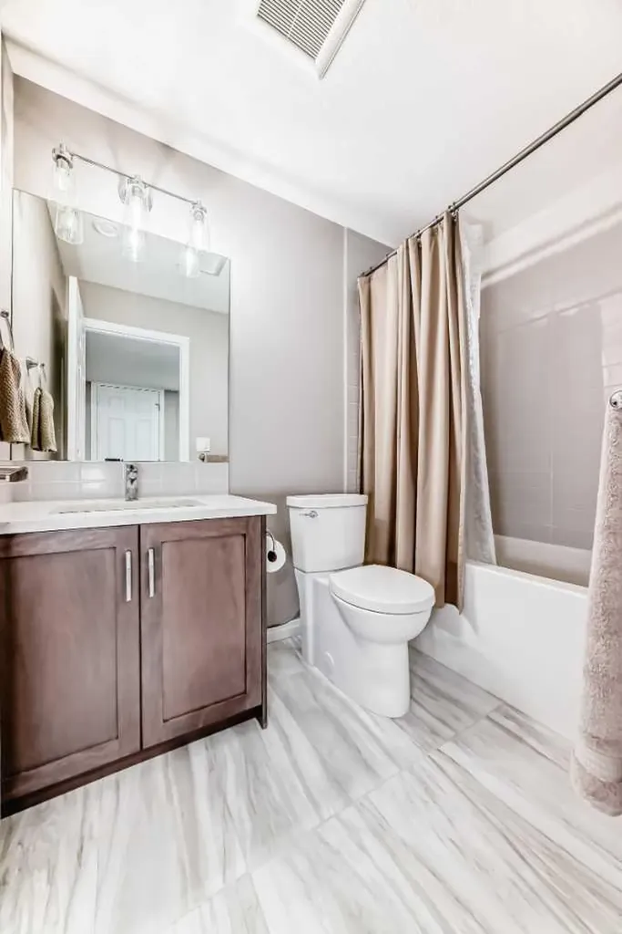 246 Midgrove Mews SW Airdrie AB T4B 5K8