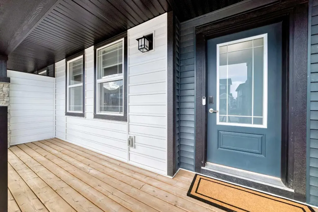 246 Midgrove Mews SW Airdrie AB T4B 5K8