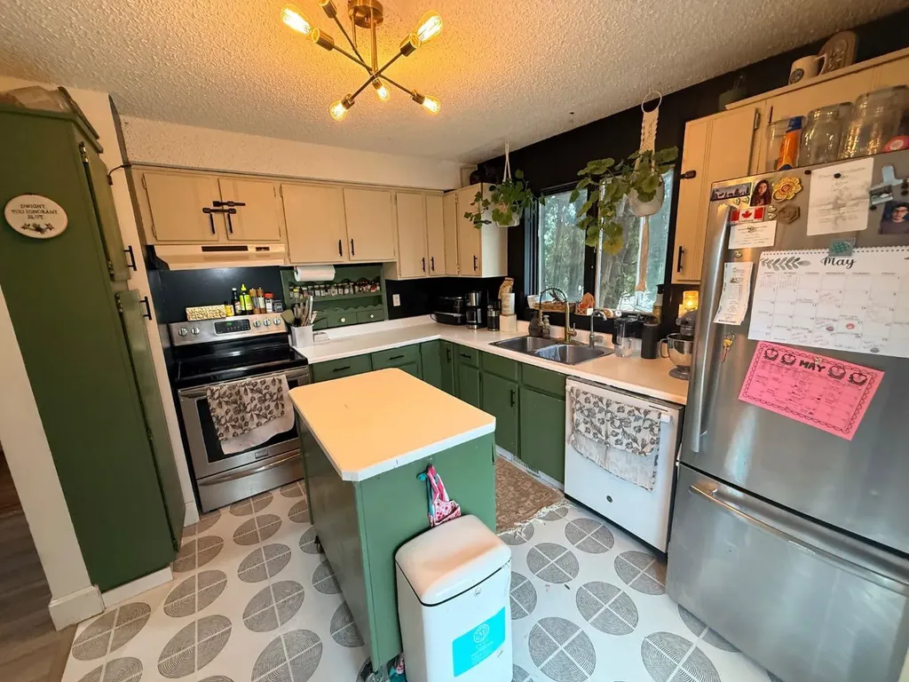 5701 31 Street Lloydminster AB T9V 1W4