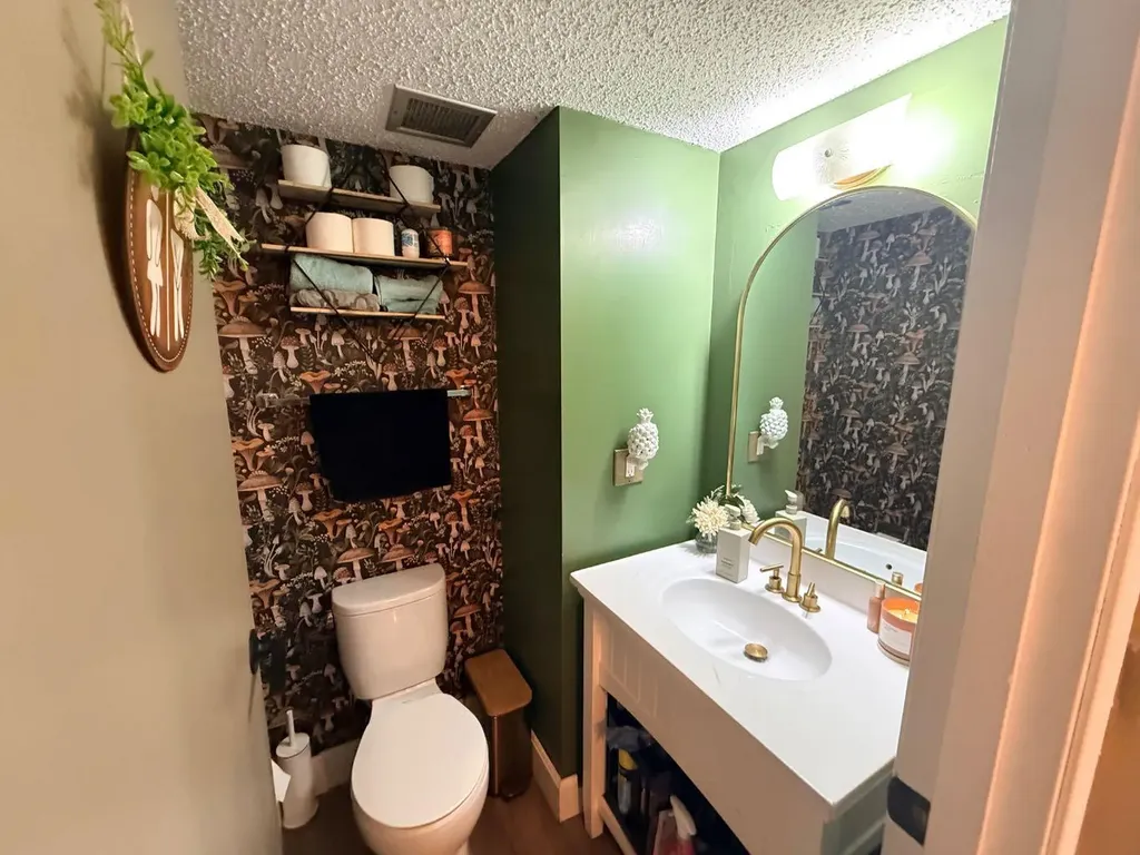 5701 31 Street Lloydminster AB T9V 1W4