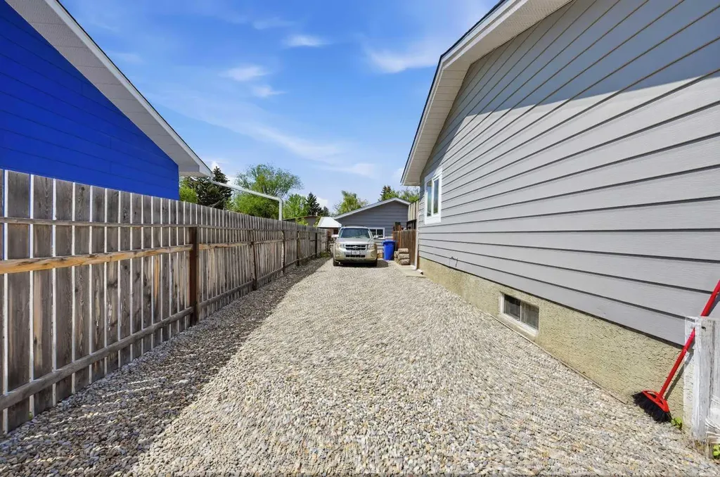 2406 26 Street Nanton AB t0l1r0