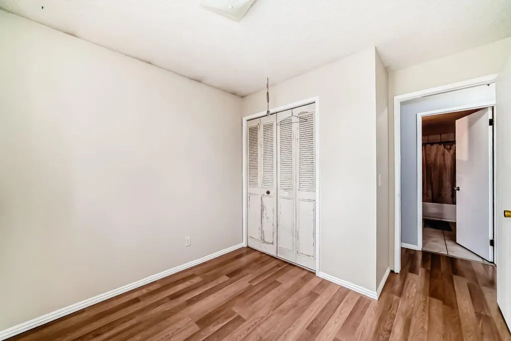 411 Abadan Place NE Calgary AB T2A 6W3
