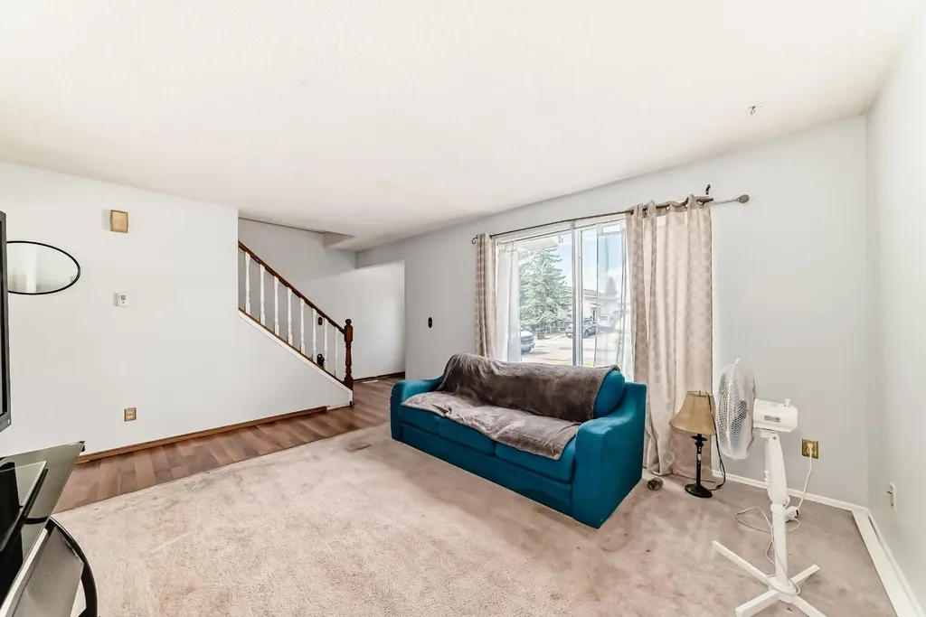 411 Abadan Place NE Calgary AB T2A 6W3