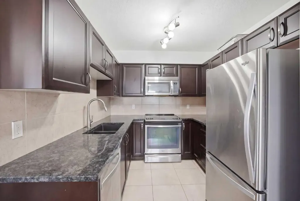 6118 80 Avenue NE Calgary AB T3J 0S6