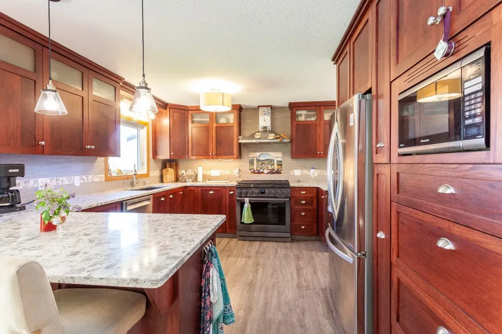 140014 Township Road 150 Rolling Hills AB T0J2S0