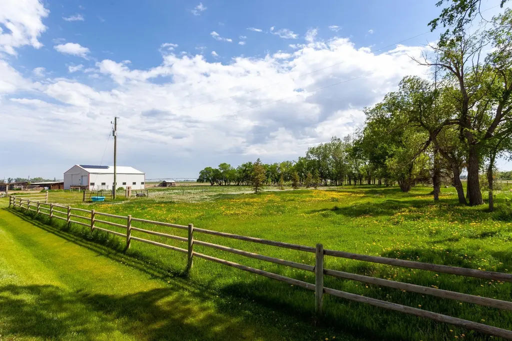 140014 Township Road 150 Rolling Hills AB T0J2S0