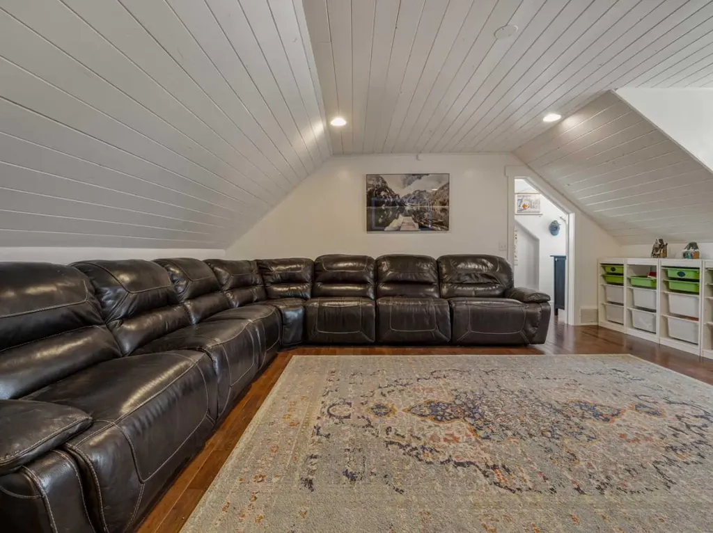 215008 Township Road 94 Rural Lethbridge County AB T1J 5R4