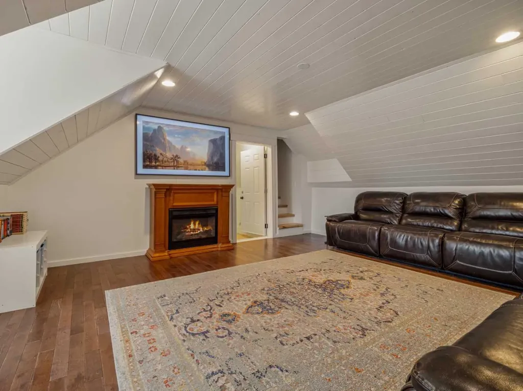 215008 Township Road 94 Rural Lethbridge County AB T1J 5R4