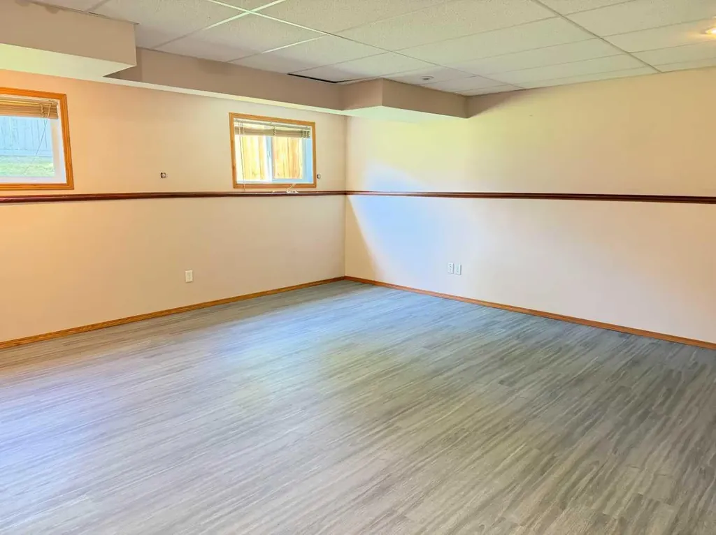 144 Pinnacle Avenue Grande Prairie AB T8W 0A9