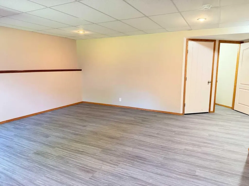 144 Pinnacle Avenue Grande Prairie AB T8W 0A9